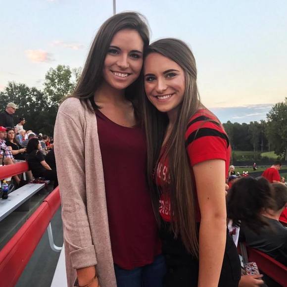 Meet your Posher, Emily - Picture 1 of 1